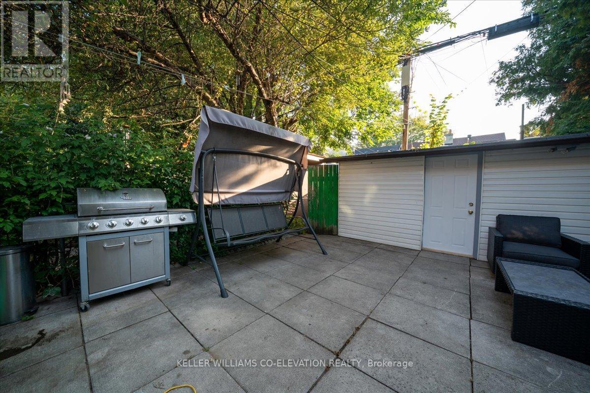 85 Emerson Avenue, Toronto, Ontario  M6H 3S7 - Photo 31 - W12418777