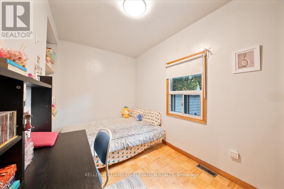85 Emerson Avenue, Toronto, Ontario  M6H 3S7 - Photo 7 - W12418777