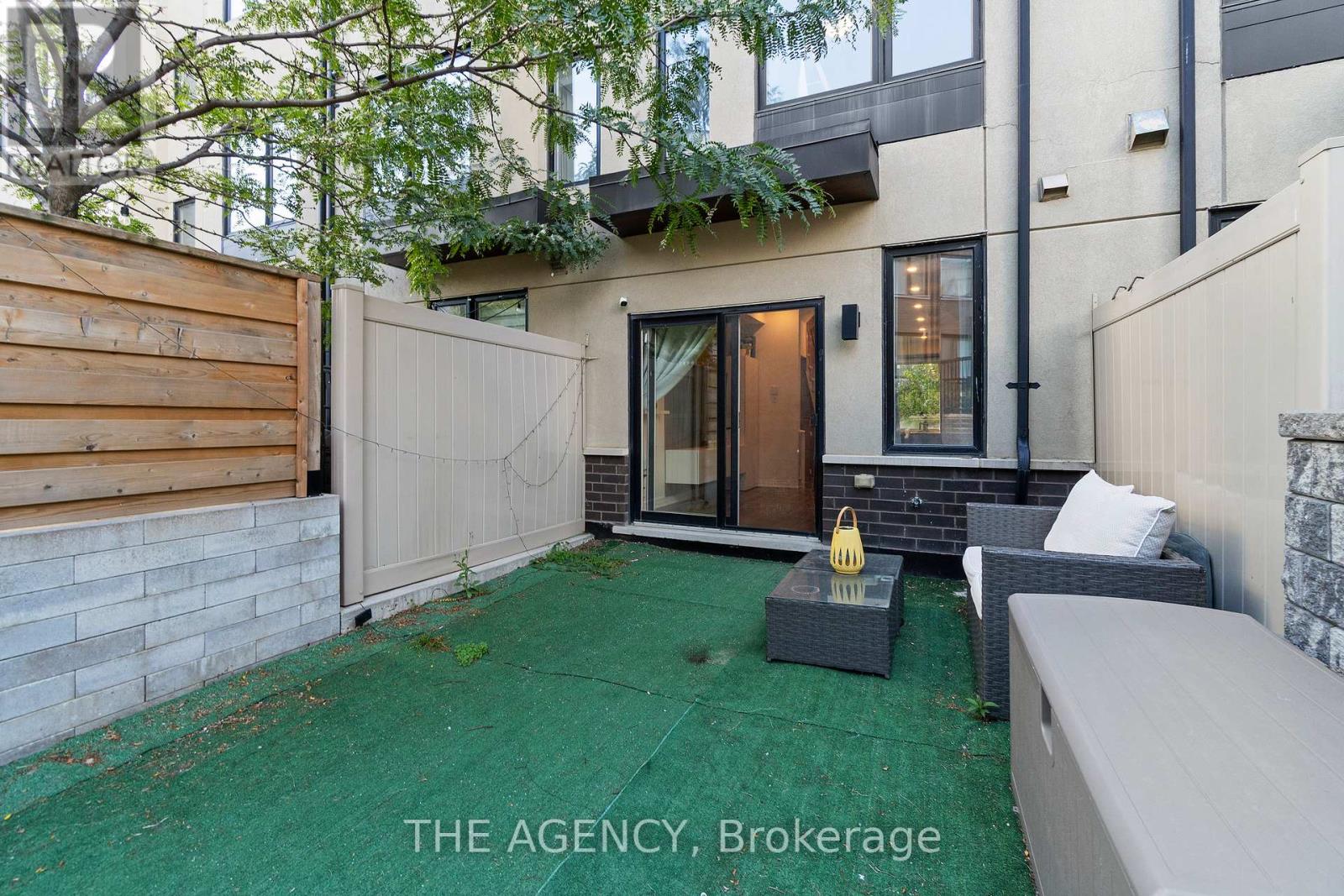 19 Thomas Mulholland Drive, Toronto, Ontario  M3K 0B5 - Photo 39 - W12418779