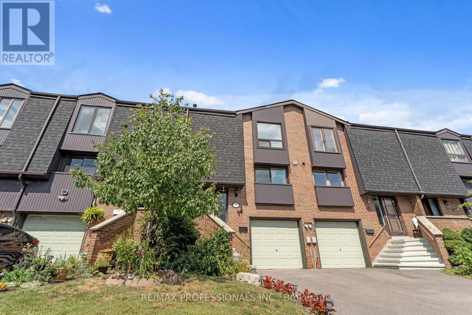 157 MAPLE BRANCH PATH, Toronto, Ontario