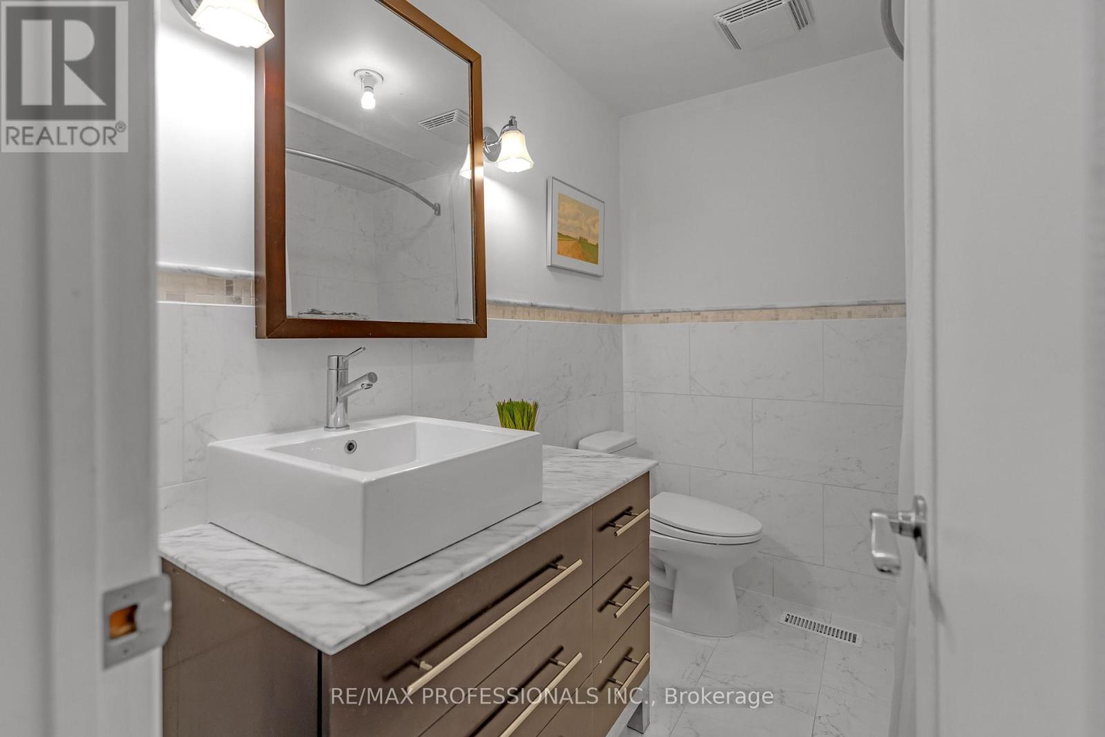 157 Maple Branch Path, Toronto, Ontario  M9P 3R9 - Photo 15 - W12418848