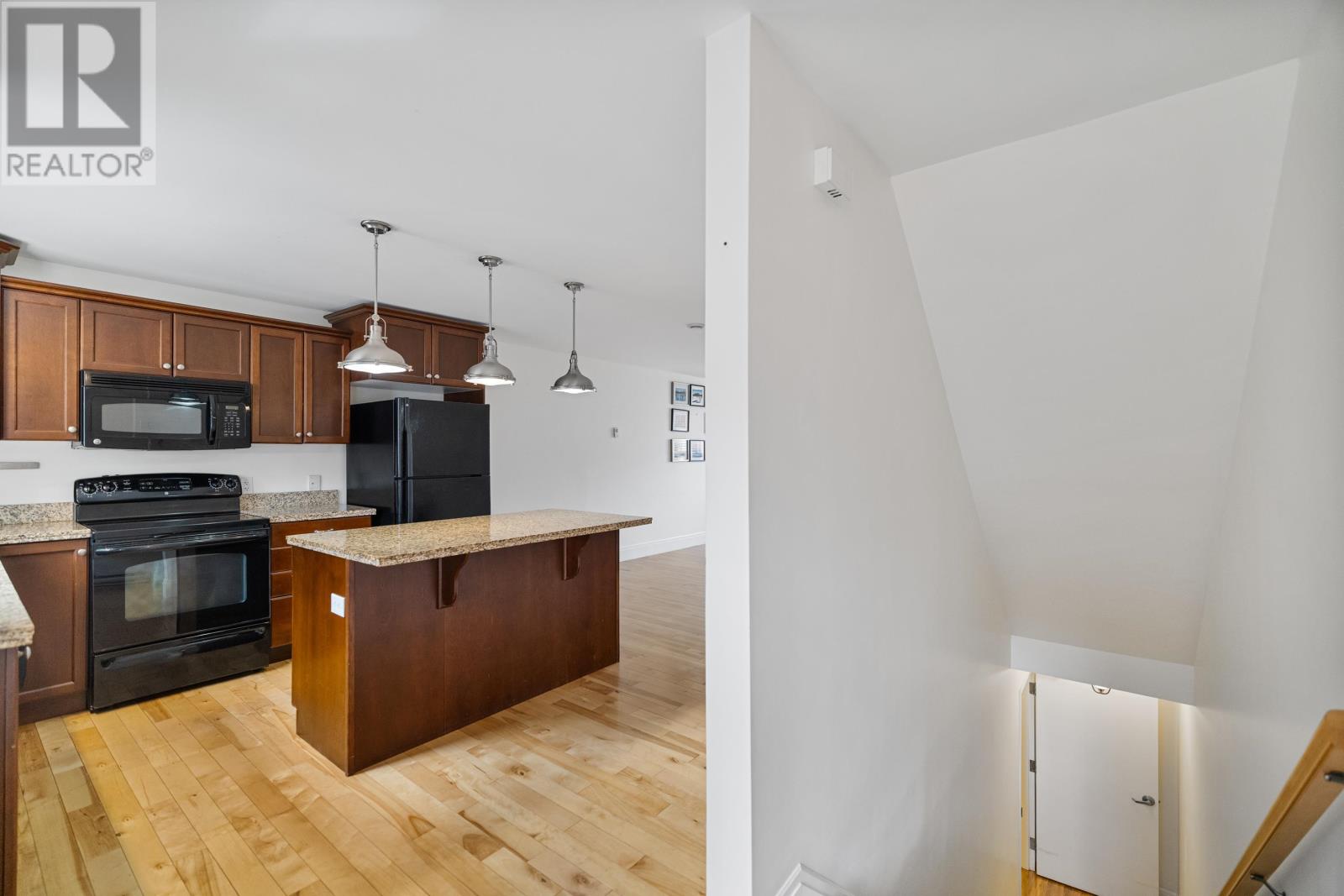328 A Queen Street, Charlottetown, Prince Edward Island  C1A 4C3 - Photo 15 - 202523980