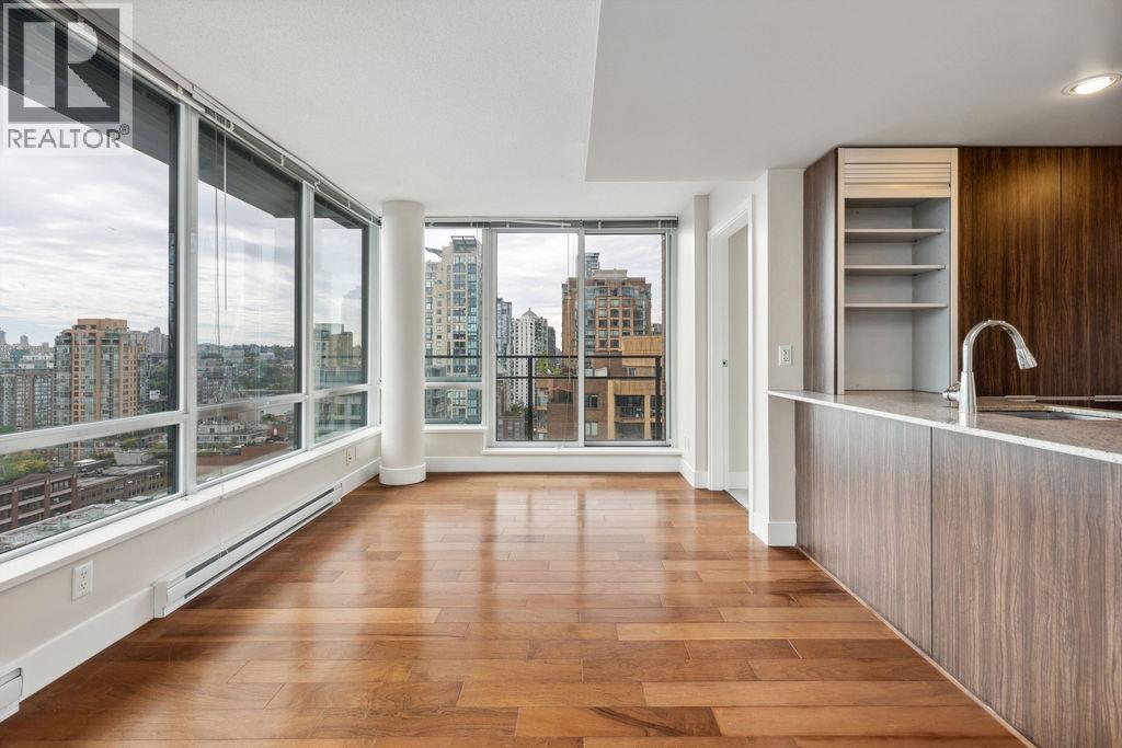 1801 1088 Richards Street, Vancouver, British Columbia  V6B 0J8 - Photo 3 - R3010269