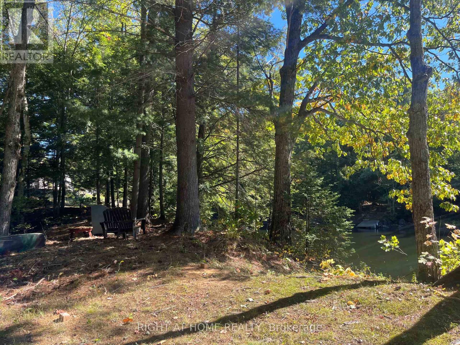28 Baker Lane, Kawartha Lakes, Ontario  M4M 1S2 - Photo 10 - X12418770