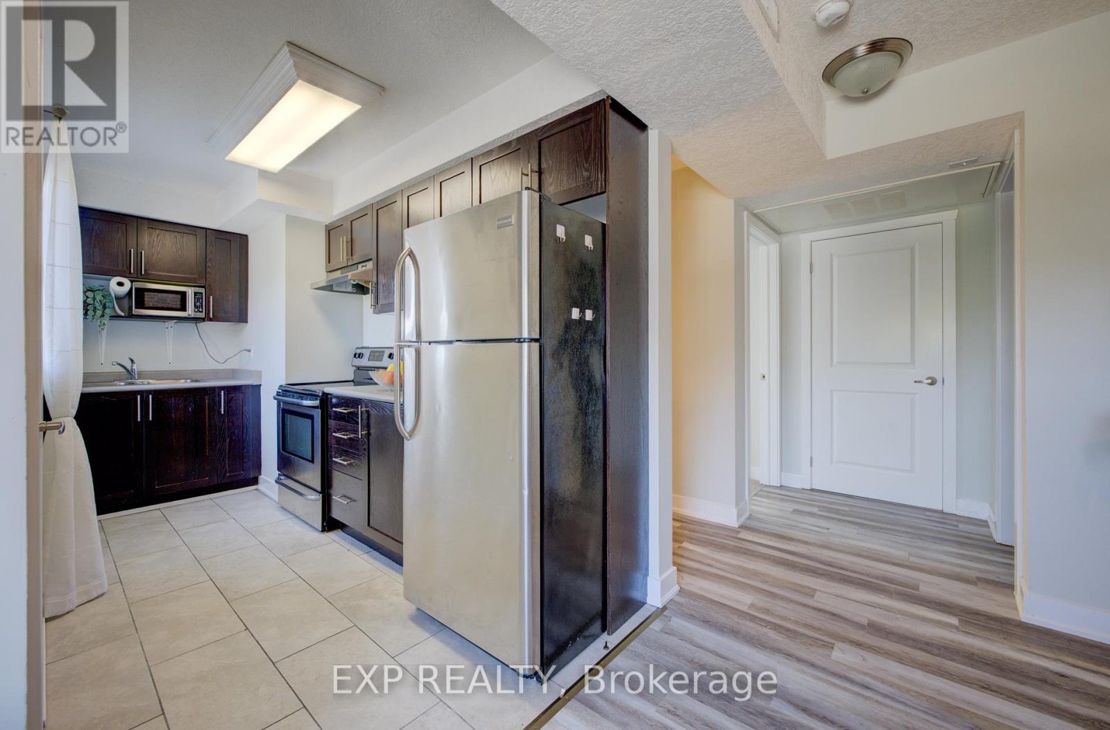 6a - 185 Windale Crescent, Kitchener, Ontario  N2E 0G3 - Photo 10 - X12418820