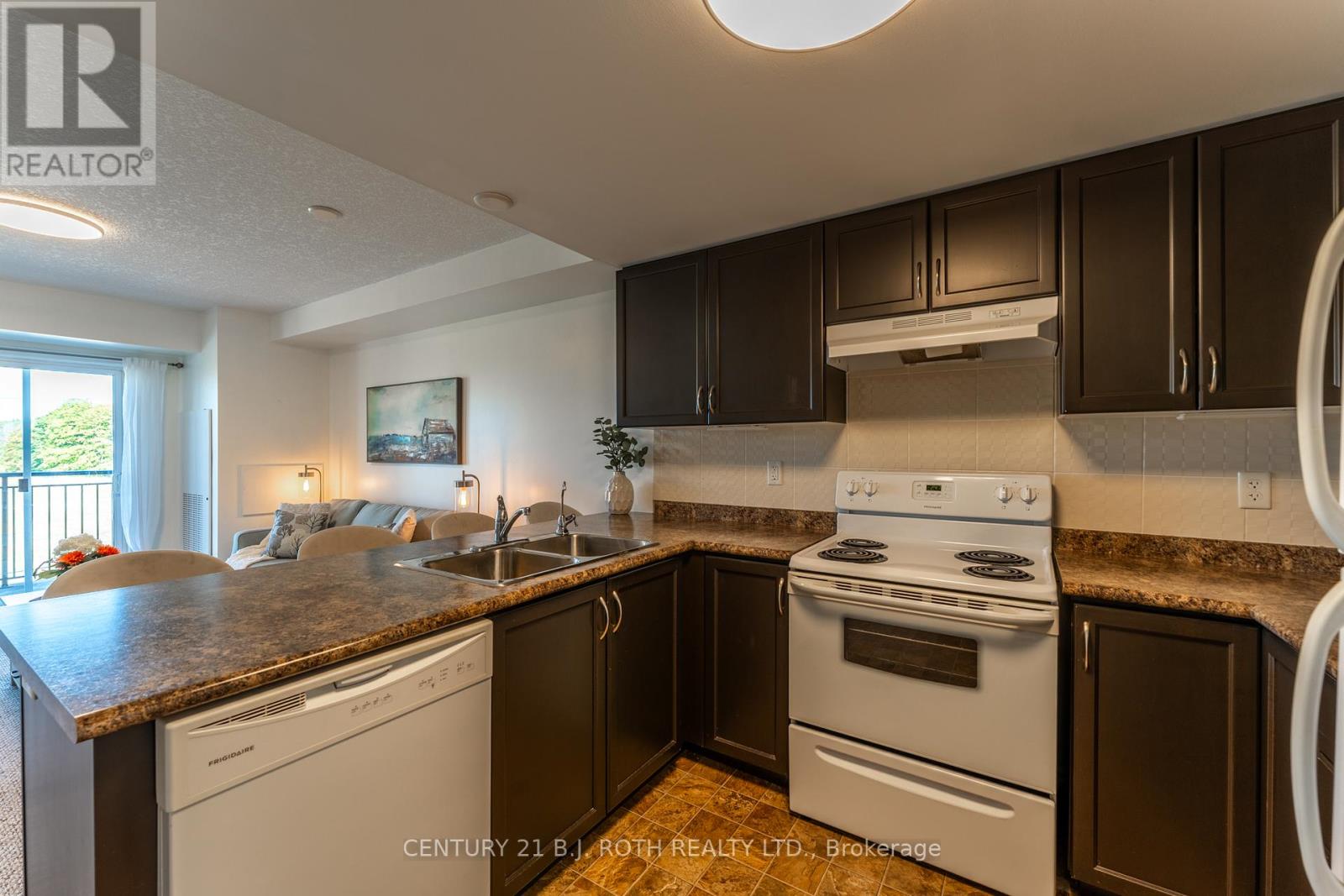 403 - 67 Kingsbury Square, Guelph, Ontario  N1L 0L3 - Photo 6 - X12418823