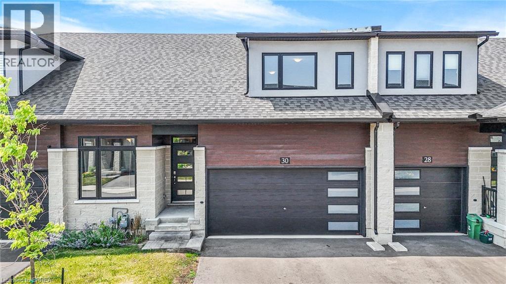 30 BENSLEY Lane, Hamilton, Ontario