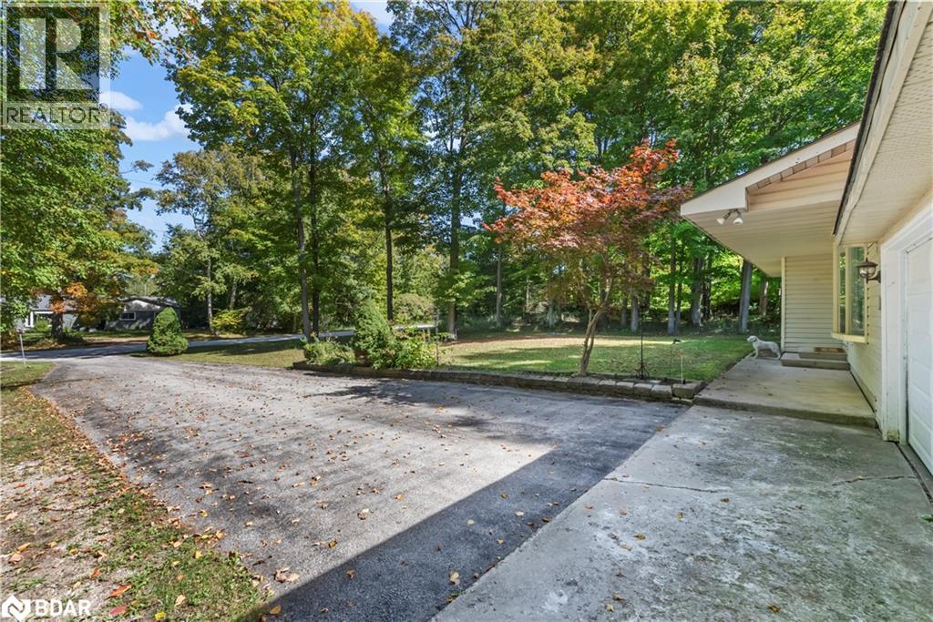 42 Birch Street, Sauble Beach, Ontario  N0H 5G0 - Photo 3 - 40772225