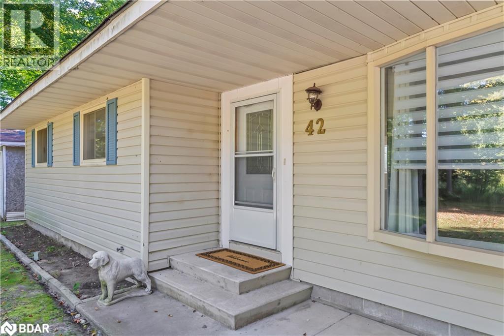 42 Birch Street, Sauble Beach, Ontario  N0H 5G0 - Photo 4 - 40772225