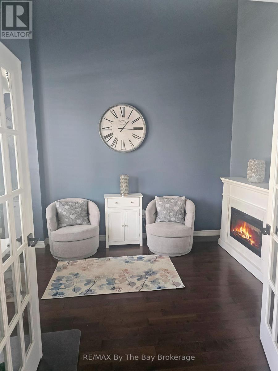 9 Broadpoint Street, Wasaga Beach, Ontario  L9Z 3B8 - Photo 12 - S12319507