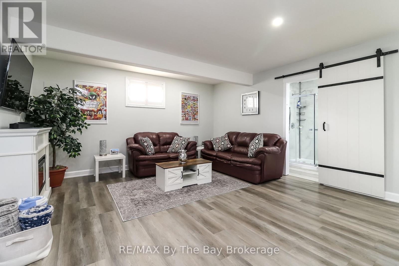 9 Broadpoint Street, Wasaga Beach, Ontario  L9Z 3B8 - Photo 35 - S12319507