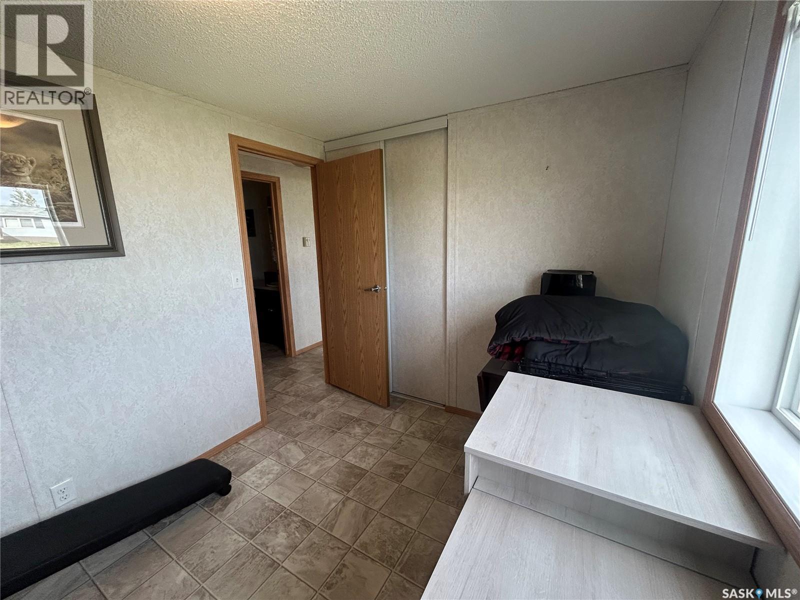187 Robinson Avenue, Macoun, Saskatchewan  S0C 1P0 - Photo 21 - SK018906