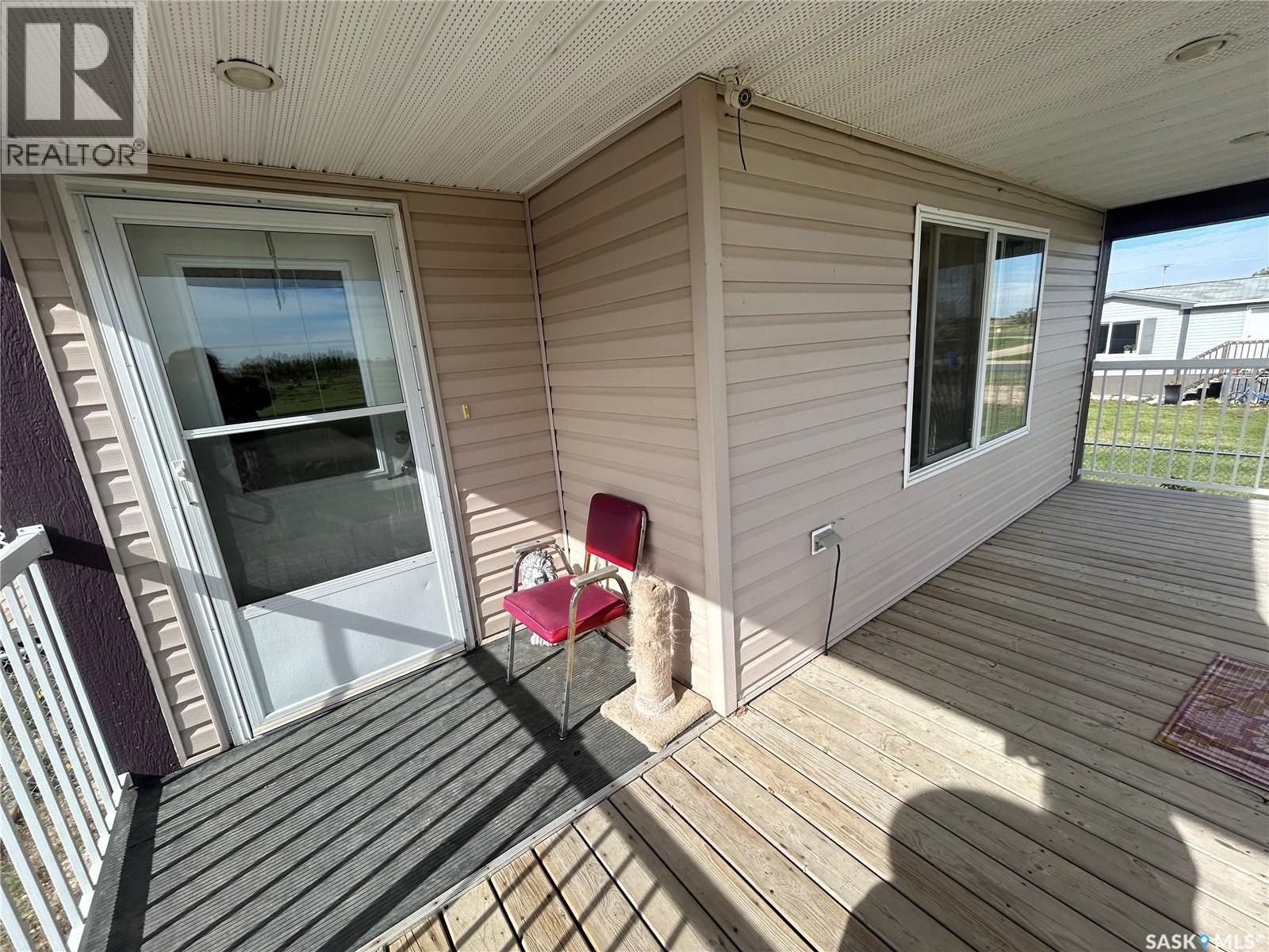 187 Robinson Avenue, Macoun, Saskatchewan  S0C 1P0 - Photo 3 - SK018906