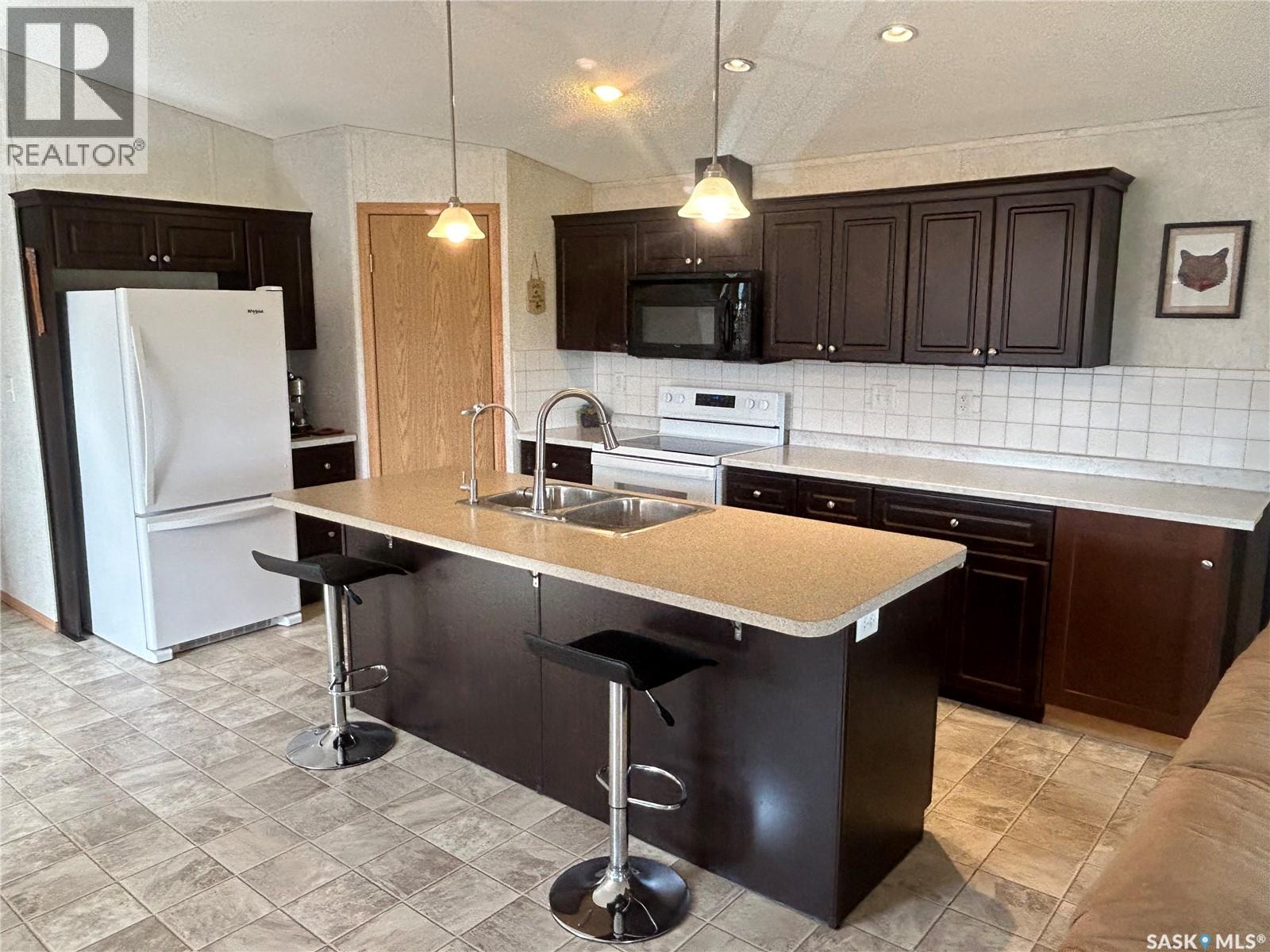 187 Robinson Avenue, Macoun, Saskatchewan  S0C 1P0 - Photo 6 - SK018906