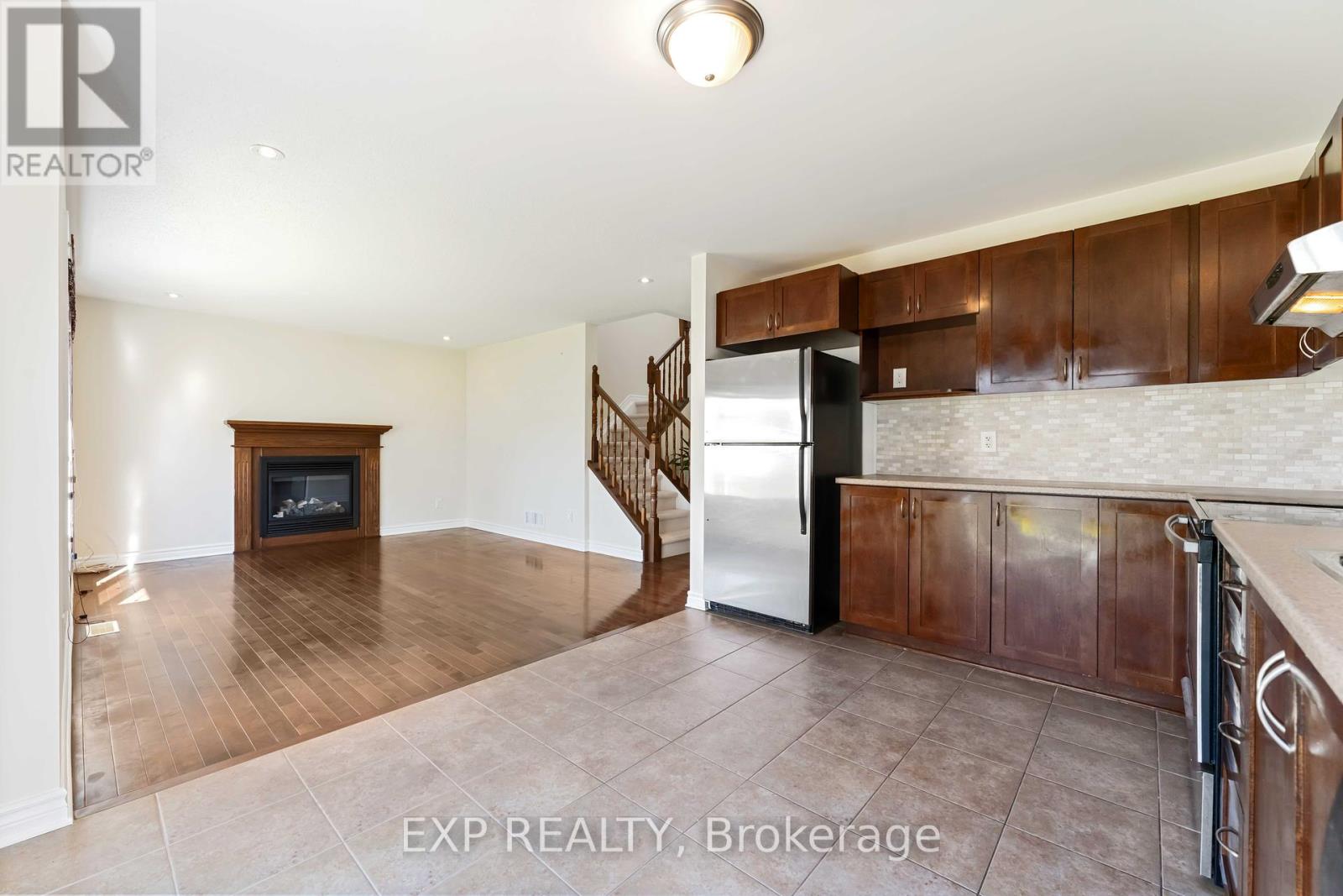 205 Temagami Drive, Ottawa, Ontario  K2J 0X7 - Photo 15 - X12418178