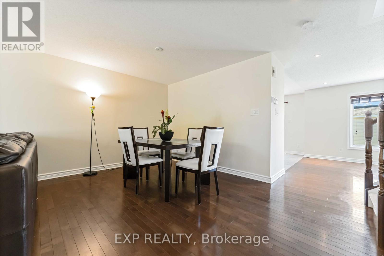 205 Temagami Drive, Ottawa, Ontario  K2J 0X7 - Photo 7 - X12418178