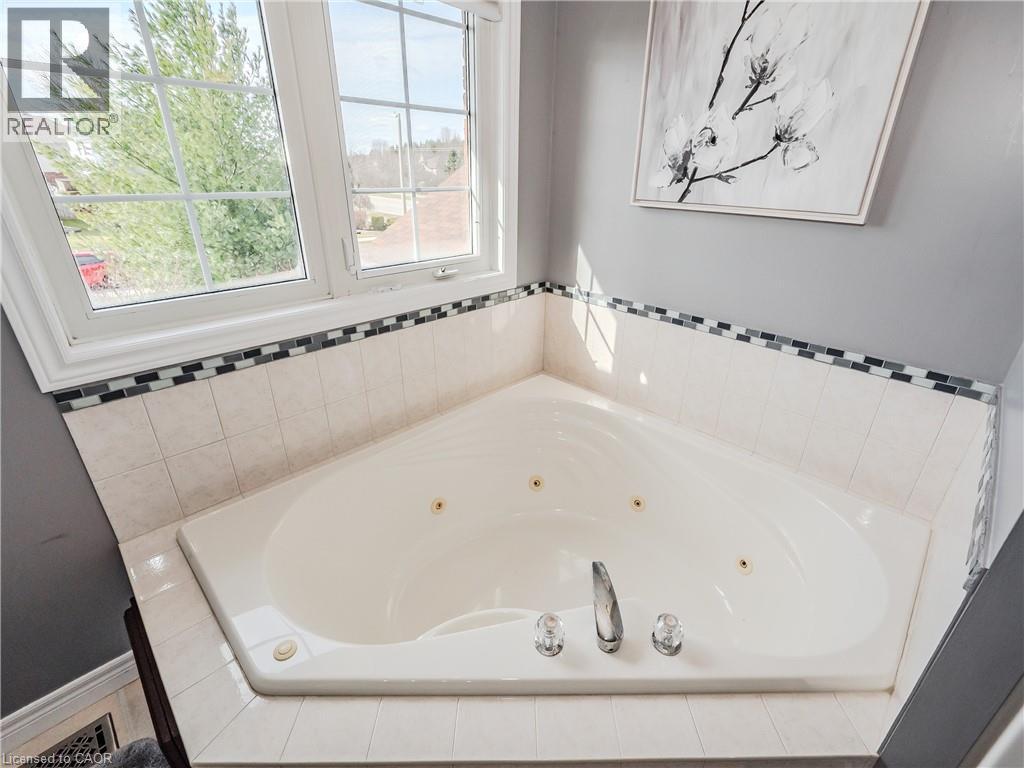 3 Gibbs Crescent, Guelph, Ontario  N1G 5B6 - Photo 28 - 40771395