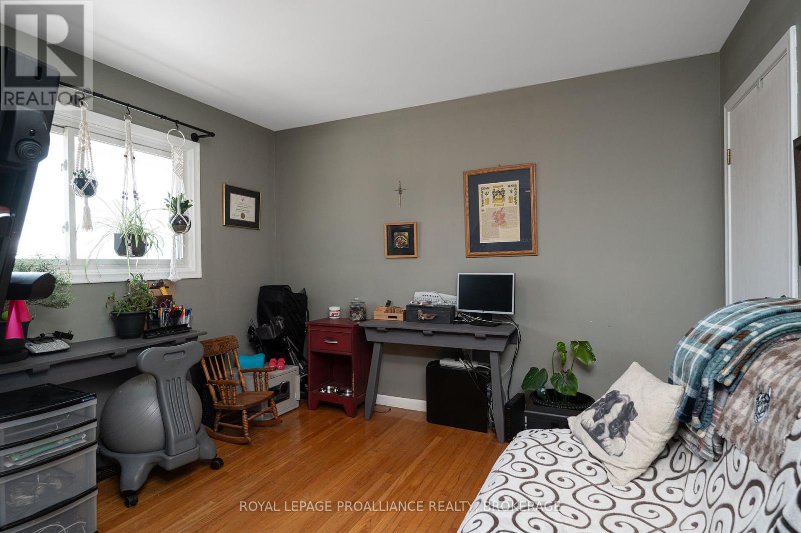 70 Briscoe Street, Loyalist, Ontario  K7N 1G1 - Photo 16 - X12418975