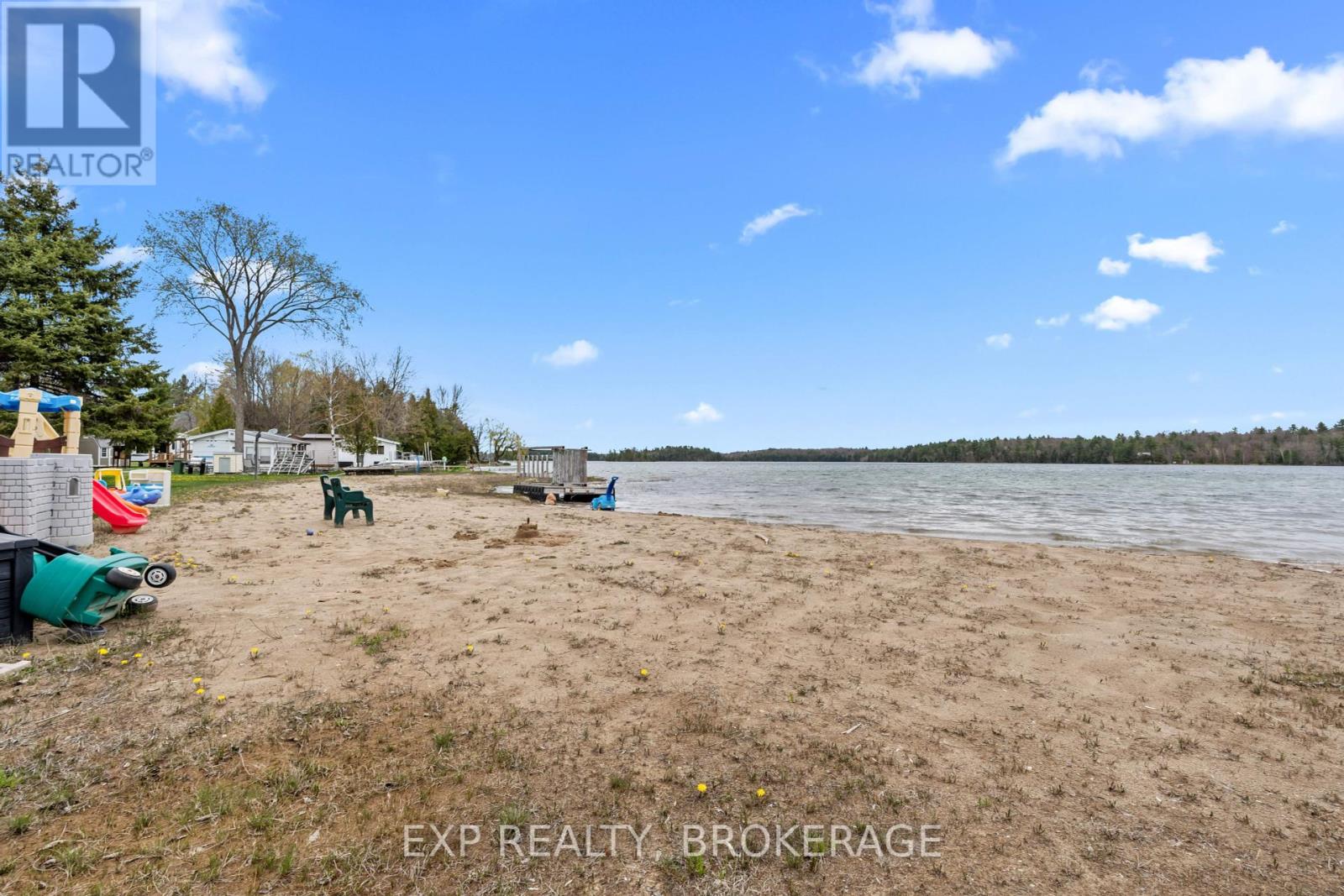 38 - 9 Glenford Lane, Frontenac, Ontario  K0H 1T0 - Photo 39 - X12419127