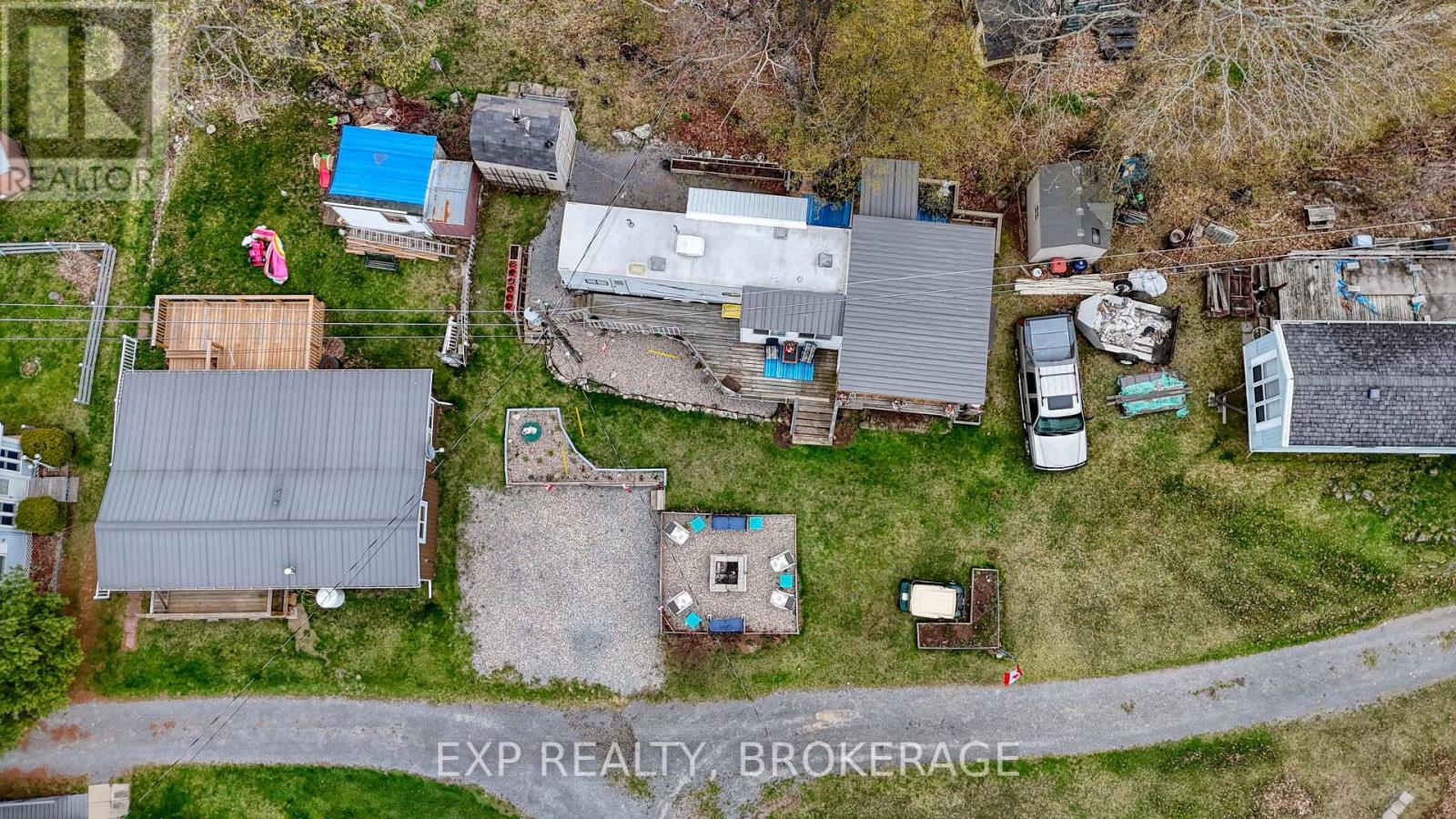 38 - 9 Glenford Lane, Frontenac, Ontario  K0H 1T0 - Photo 44 - X12419127
