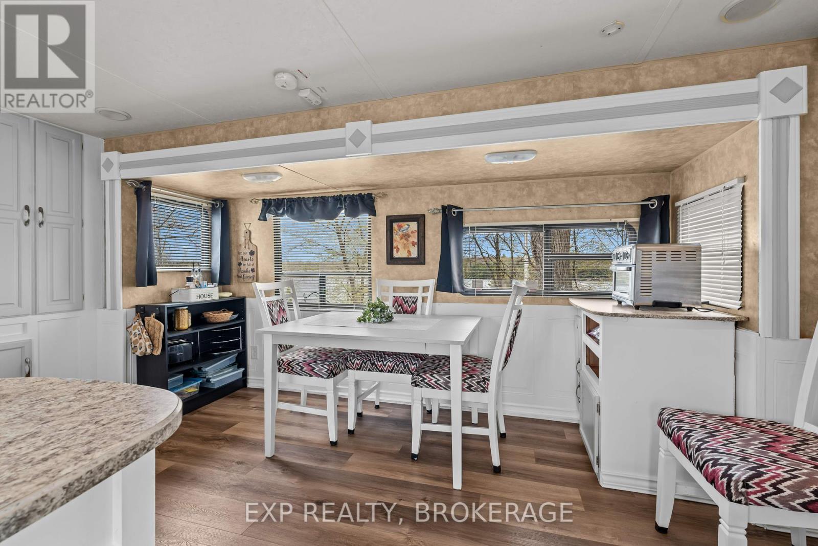 38 - 9 Glenford Lane, Frontenac, Ontario  K0H 1T0 - Photo 8 - X12419127
