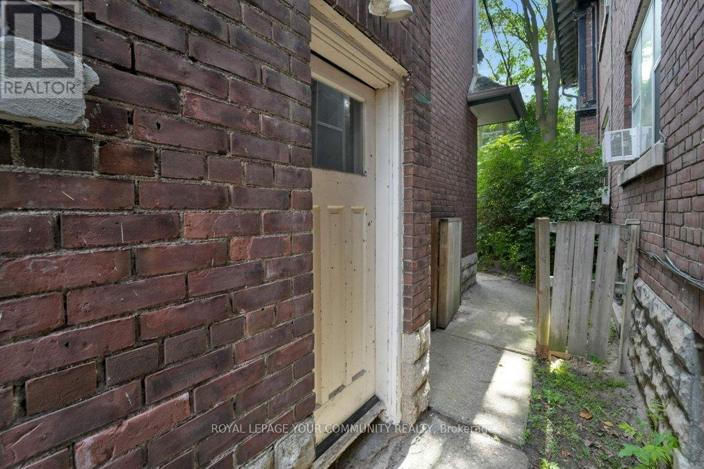 390 Davenport Road, Toronto, Ontario  M4V 1B4 - Photo 41 - C12418877