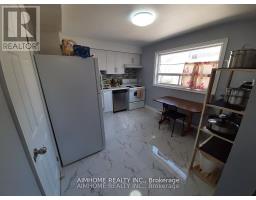 ROOM3 - 26 COURVILLE COACHWAY, Toronto, Ontario
