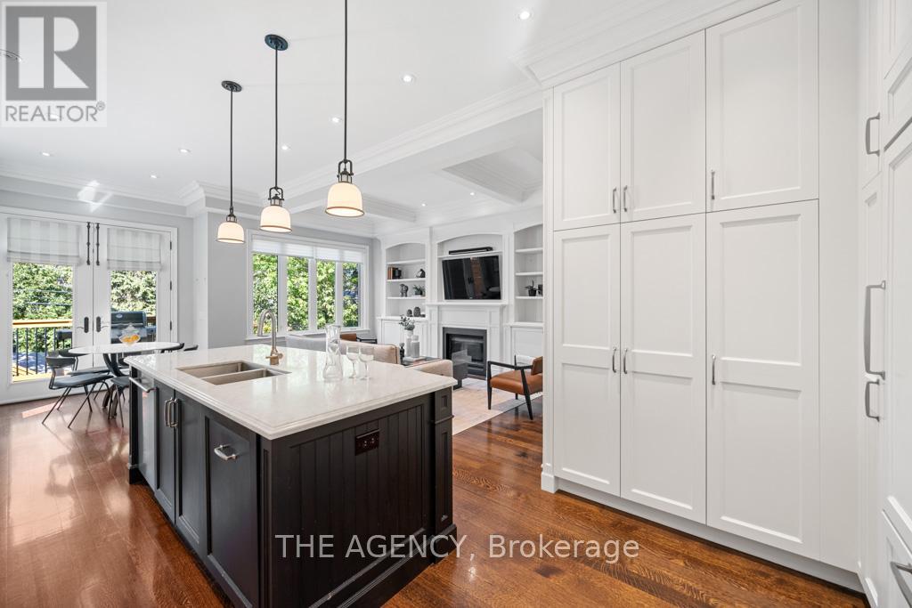 12 Dunblaine Avenue, Toronto, Ontario  M5M 2R7 - Photo 21 - C12418945