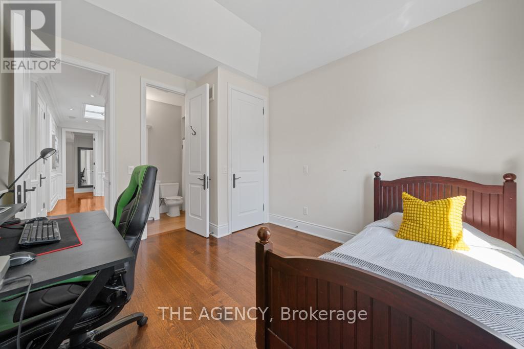 12 Dunblaine Avenue, Toronto, Ontario  M5M 2R7 - Photo 31 - C12418945