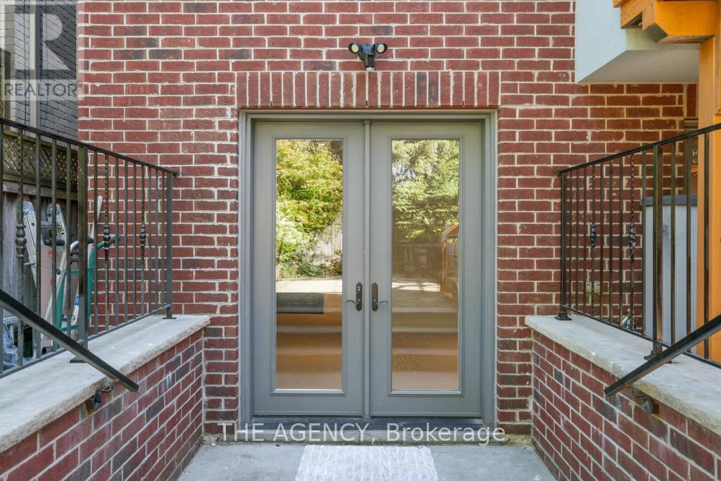 12 Dunblaine Avenue, Toronto, Ontario  M5M 2R7 - Photo 38 - C12418945