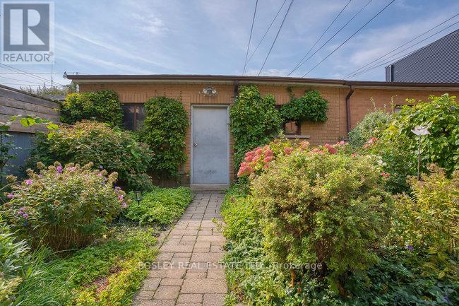 140 Dovercourt Road, Toronto (Little Portugal), Ontario  M6J 3C4 - Photo 46 - C12417532