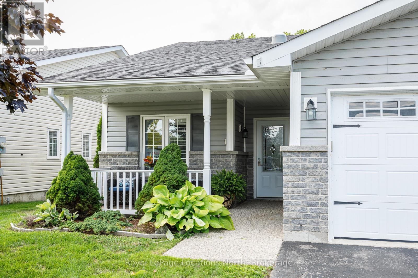 Property at 46 NEW YORK AVENUE image 3