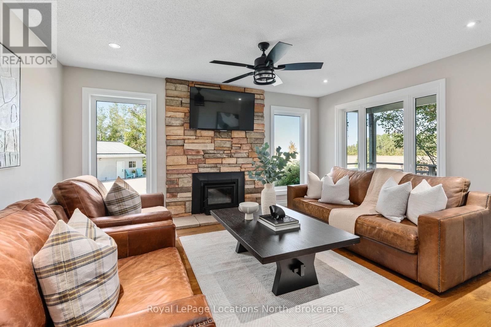 1862 Sunnidale 6/7 Side Road, Clearview, Ontario  L0M 1S0 - Photo 12 - S12419129