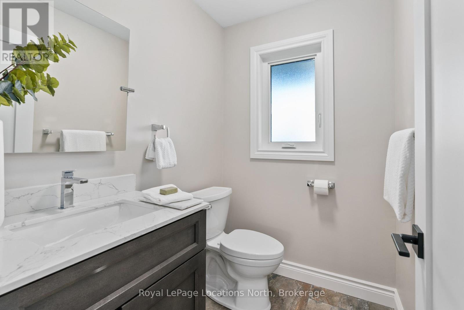 1862 Sunnidale 6/7 Side Road, Clearview, Ontario  L0M 1S0 - Photo 13 - S12419129