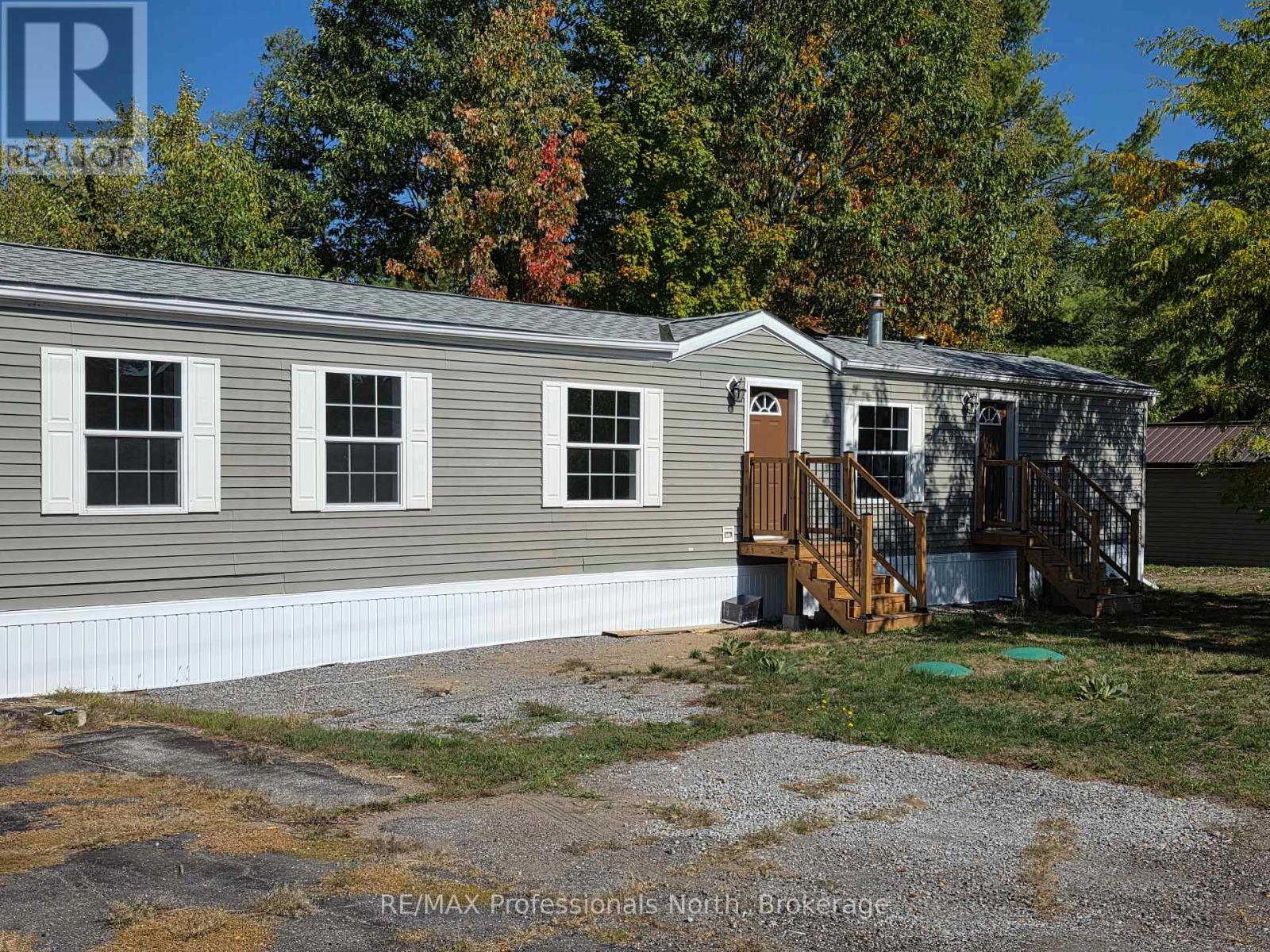 1013 SEVENTH LANE, Minden Hills, Ontario