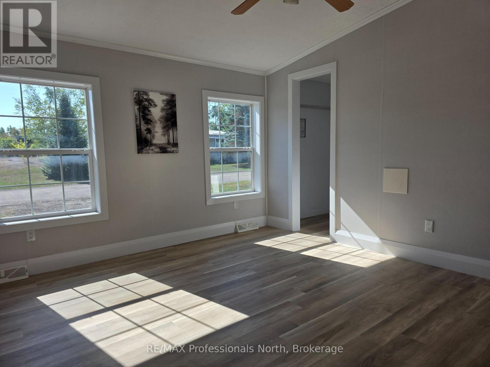1013 Seventh Lane, Minden Hills (Lutterworth), Ontario  K0M 2K0 - Photo 14 - X12419120