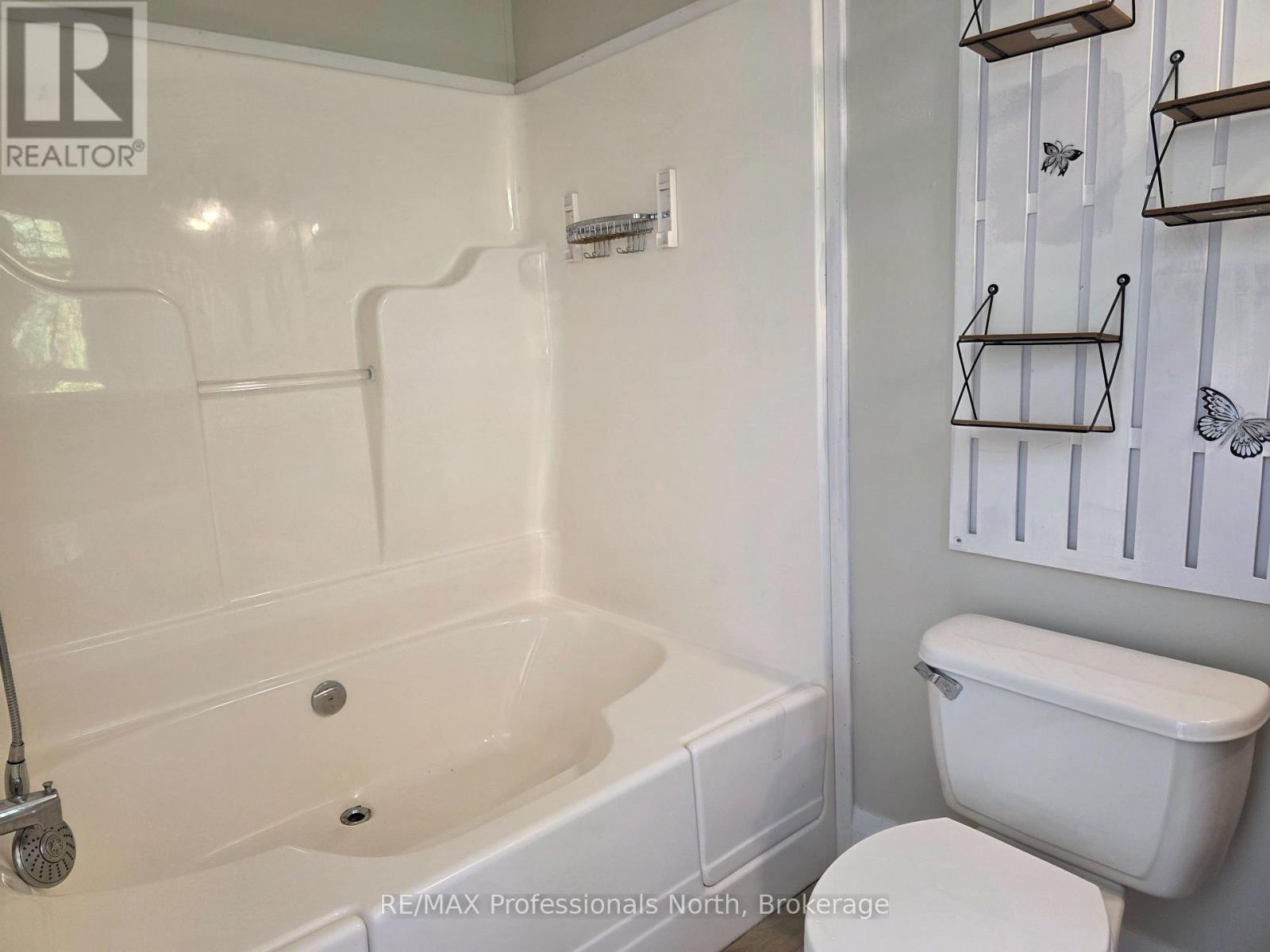 1013 Seventh Lane, Minden Hills (Lutterworth), Ontario  K0M 2K0 - Photo 18 - X12419120