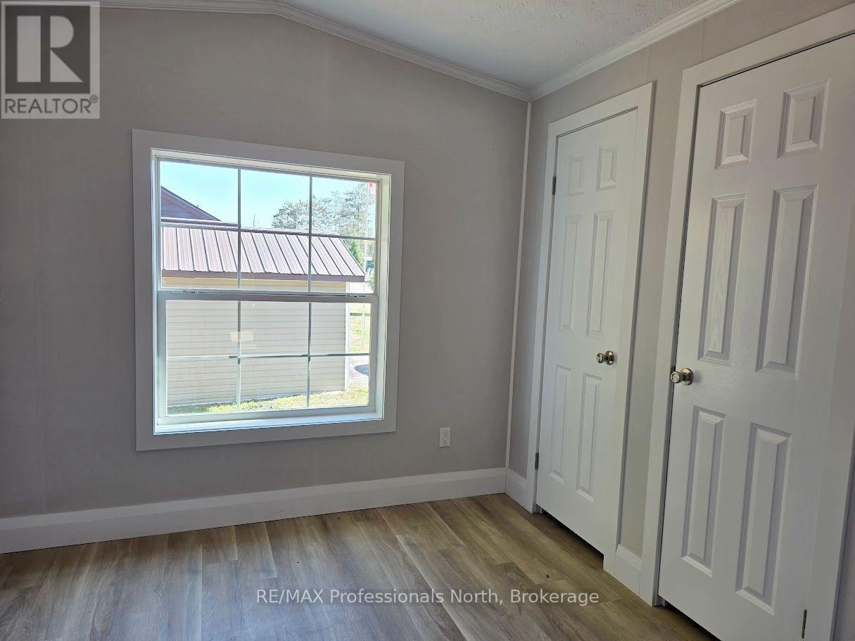 1013 Seventh Lane, Minden Hills (Lutterworth), Ontario  K0M 2K0 - Photo 20 - X12419120