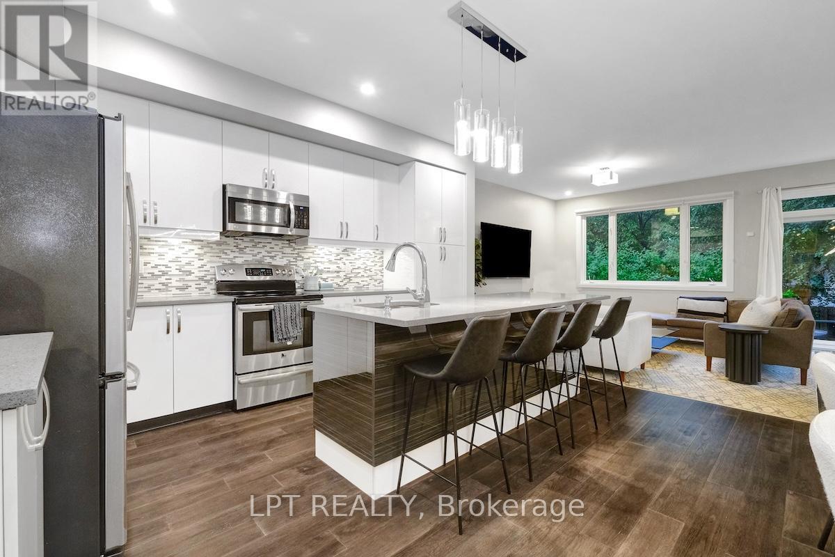 319 Glynn Avenue, Ottawa, Ontario  K1K 1R9 - Photo 11 - X12418972