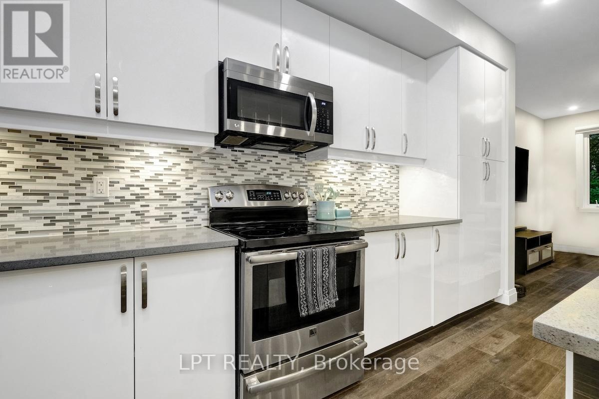 319 Glynn Avenue, Ottawa, Ontario  K1K 1R9 - Photo 13 - X12418972