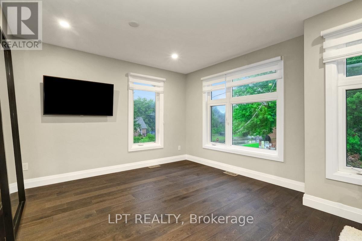 319 Glynn Avenue, Ottawa, Ontario  K1K 1R9 - Photo 21 - X12418972