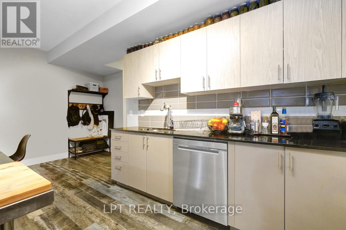 319 Glynn Avenue, Ottawa, Ontario  K1K 1R9 - Photo 38 - X12418972