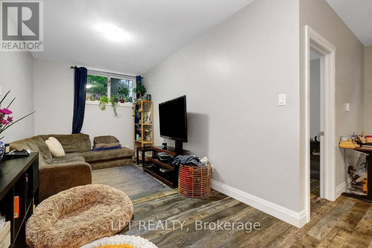319 Glynn Avenue, Ottawa, Ontario  K1K 1R9 - Photo 41 - X12418972