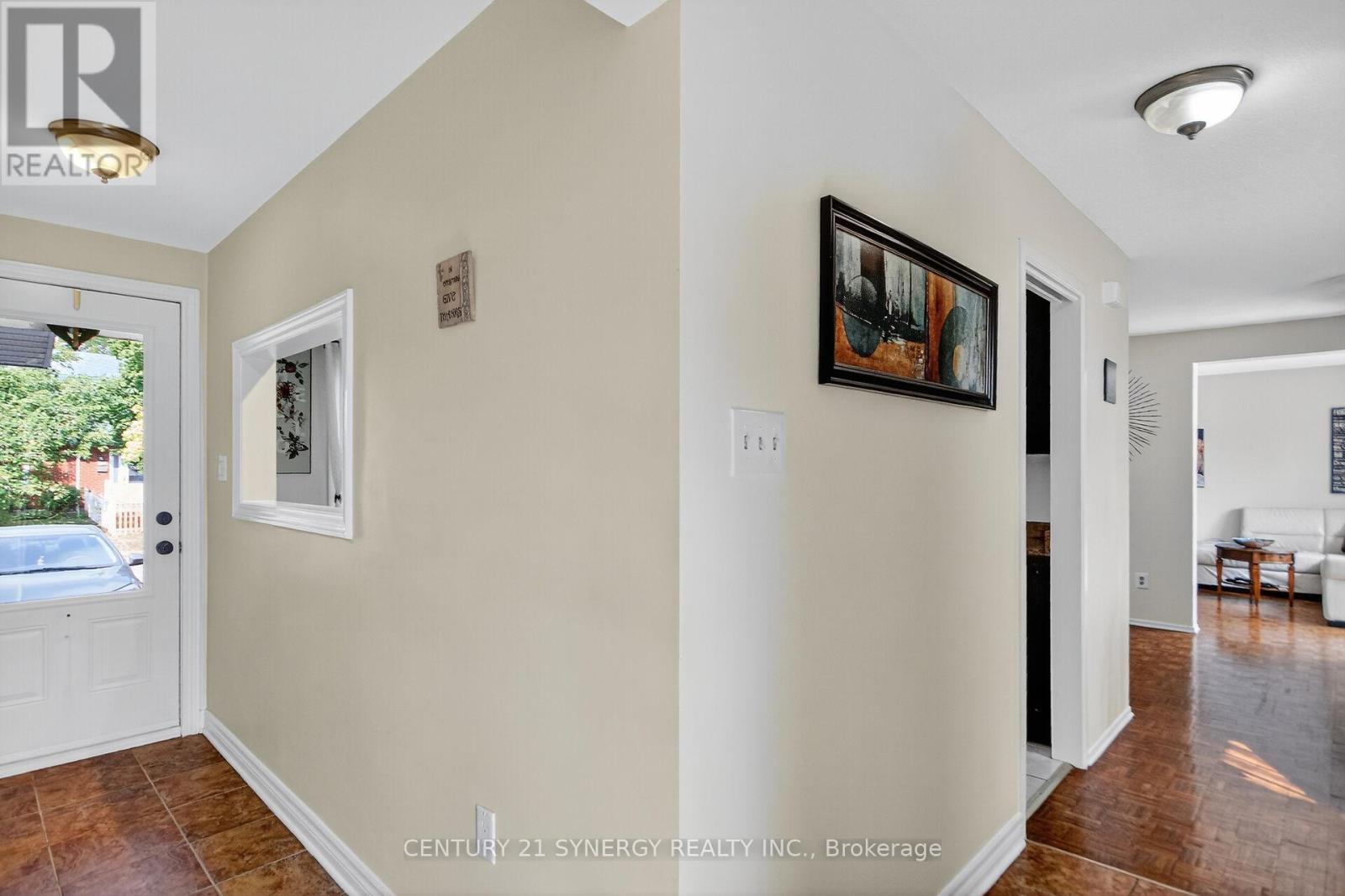 61 Fieldgate Drive, Ottawa, Ontario  K2J 1V3 - Photo 7 - X12419030