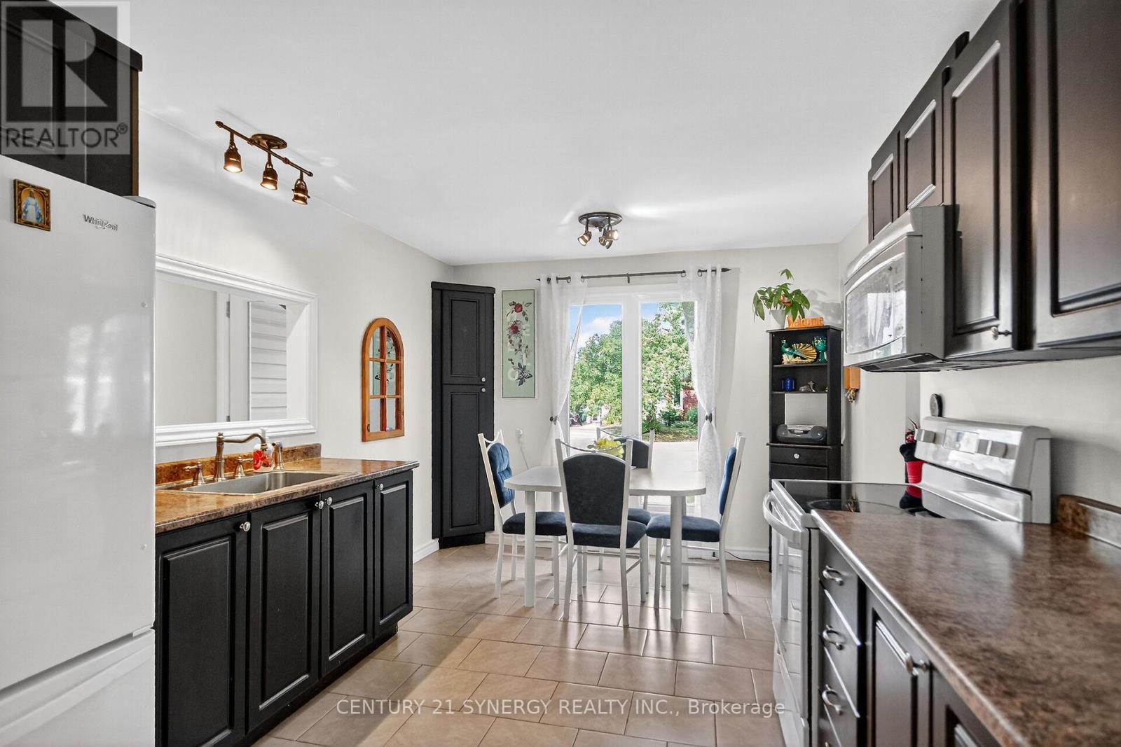 61 Fieldgate Drive, Ottawa, Ontario  K2J 1V3 - Photo 8 - X12419030