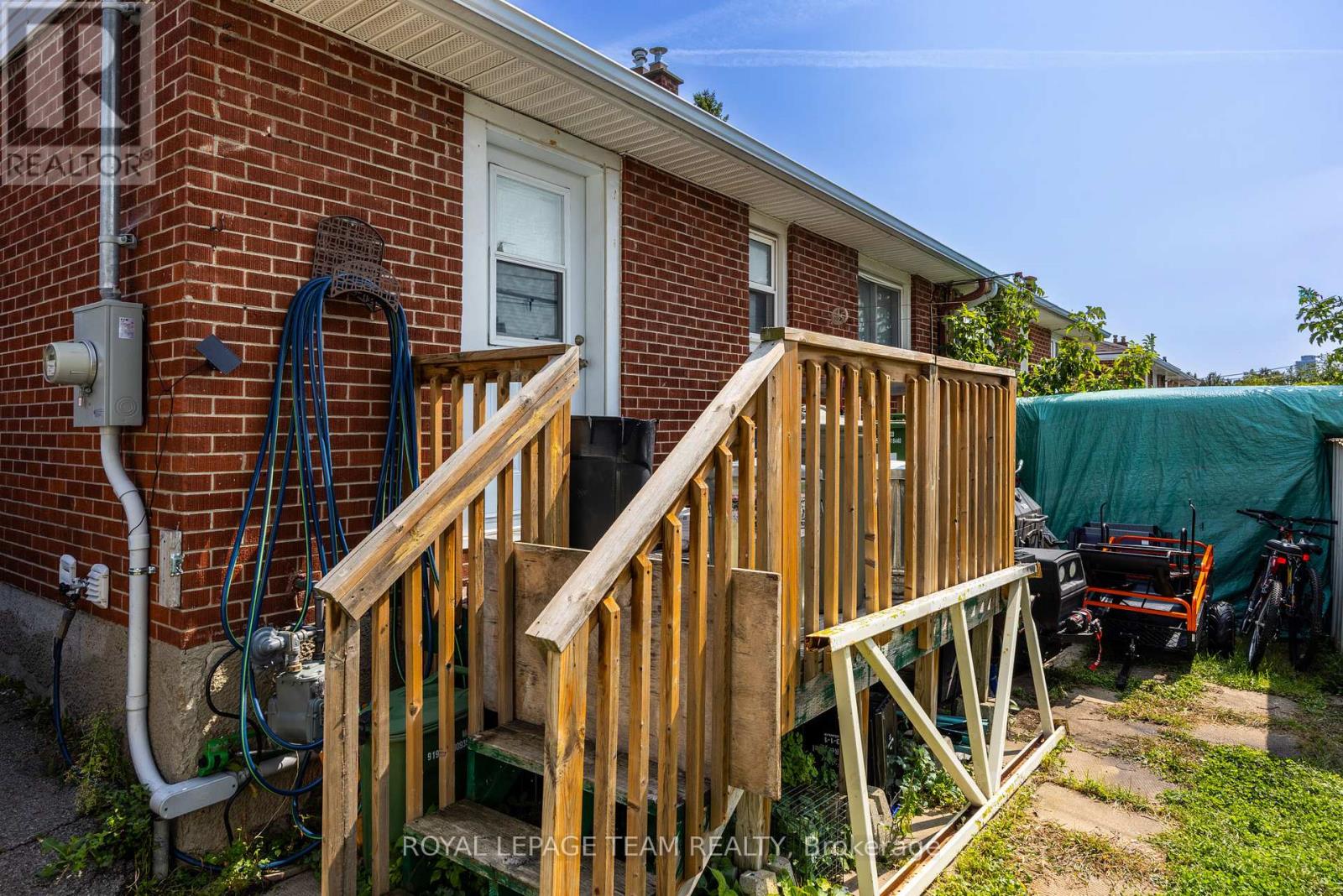 726 Cummings Avenue, Ottawa, Ontario  K1K 2L1 - Photo 33 - X12419041