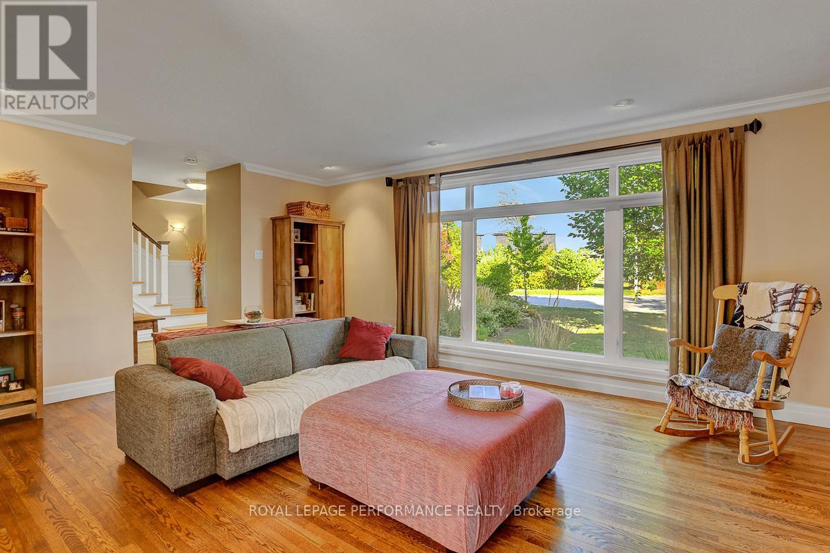 6 Sellers Way, Ottawa, Ontario  K2H 7Y4 - Photo 18 - X12419066
