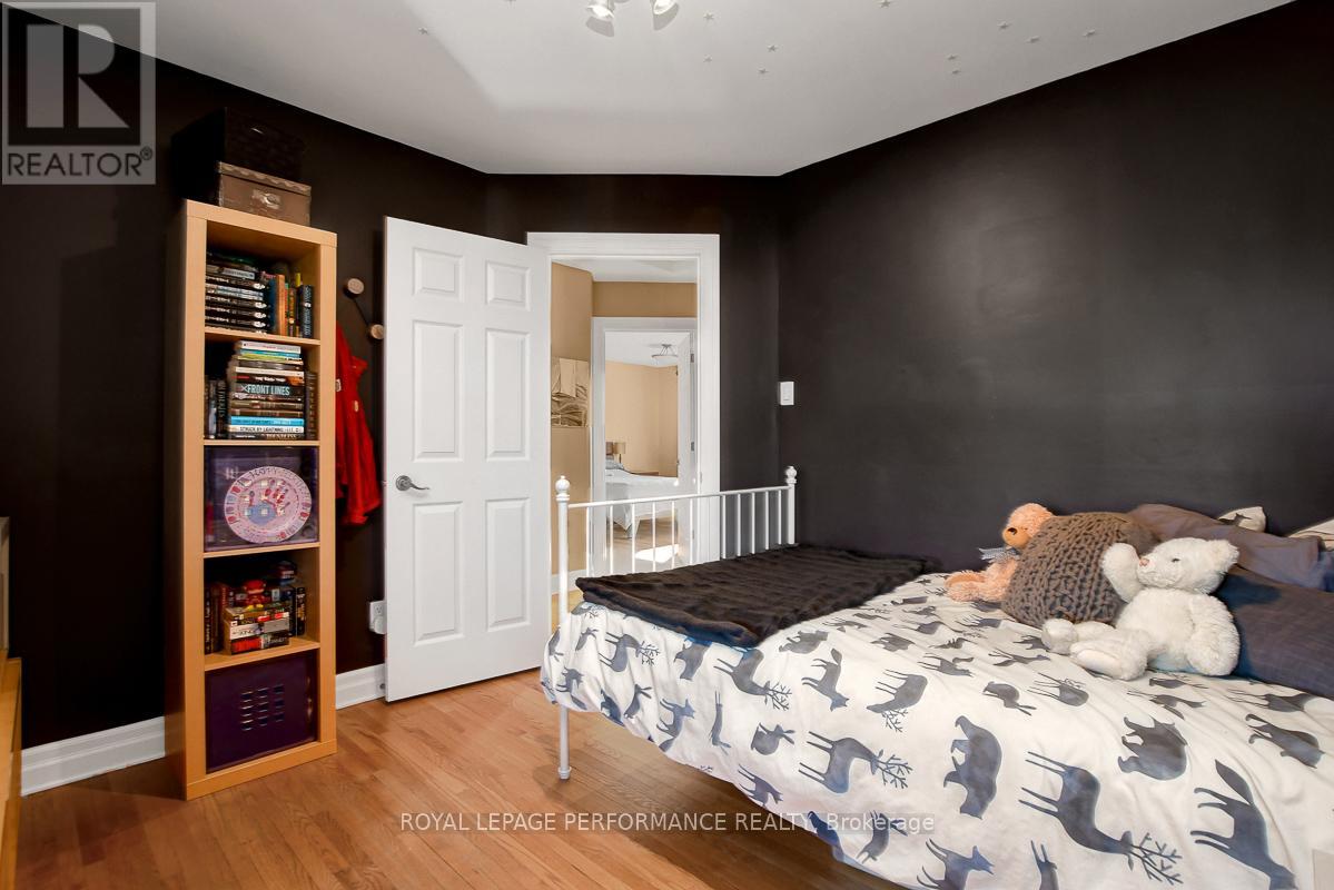 6 Sellers Way, Ottawa, Ontario  K2H 7Y4 - Photo 33 - X12419066