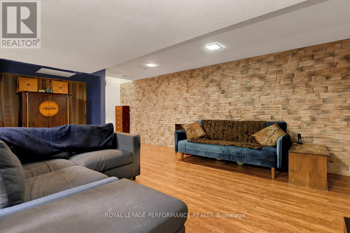 6 Sellers Way, Ottawa, Ontario  K2H 7Y4 - Photo 37 - X12419066