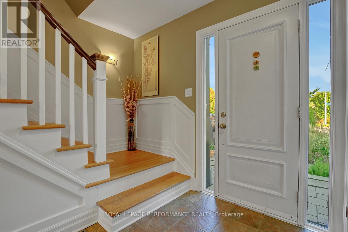 6 Sellers Way, Ottawa, Ontario  K2H 7Y4 - Photo 6 - X12419066